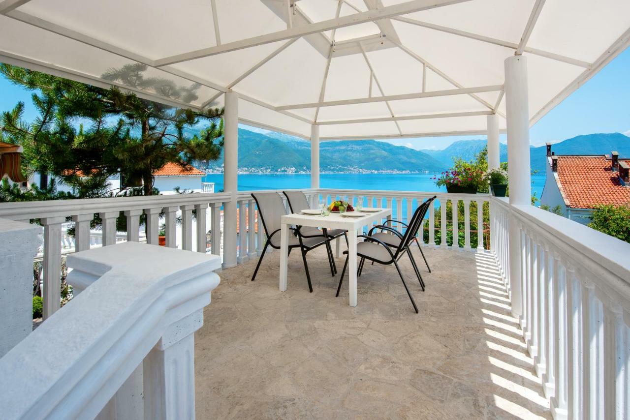 Boka Apartments Tivat Extérieur photo