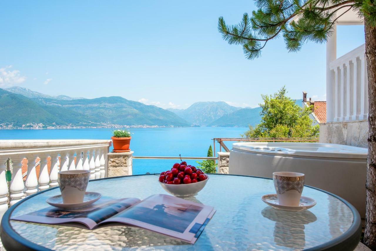 Boka Apartments Tivat Extérieur photo