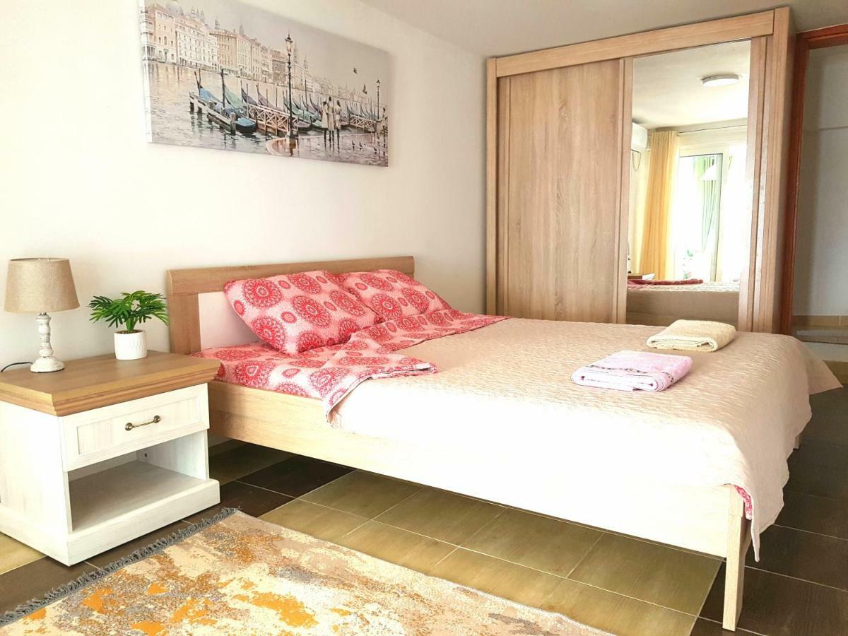 Boka Apartments Tivat Extérieur photo